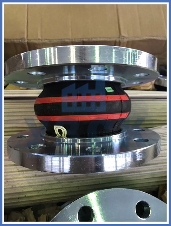 компенсатор резиновый фланцевый в Армении